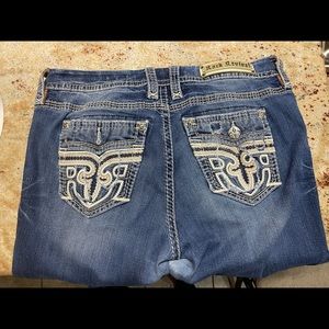 Size 30 Rock Revival Easy Skinny distressed